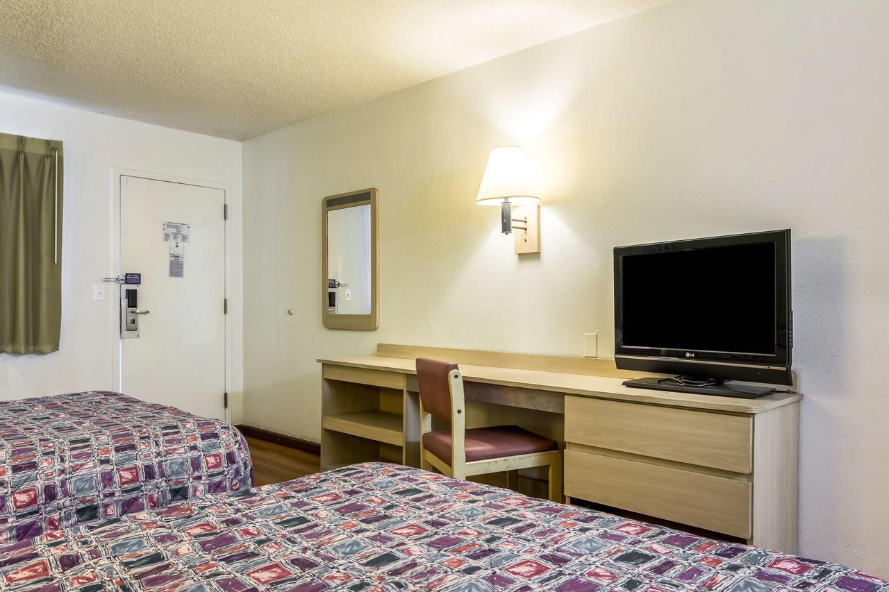 Motel 6 Chattanooga East エクステリア 写真