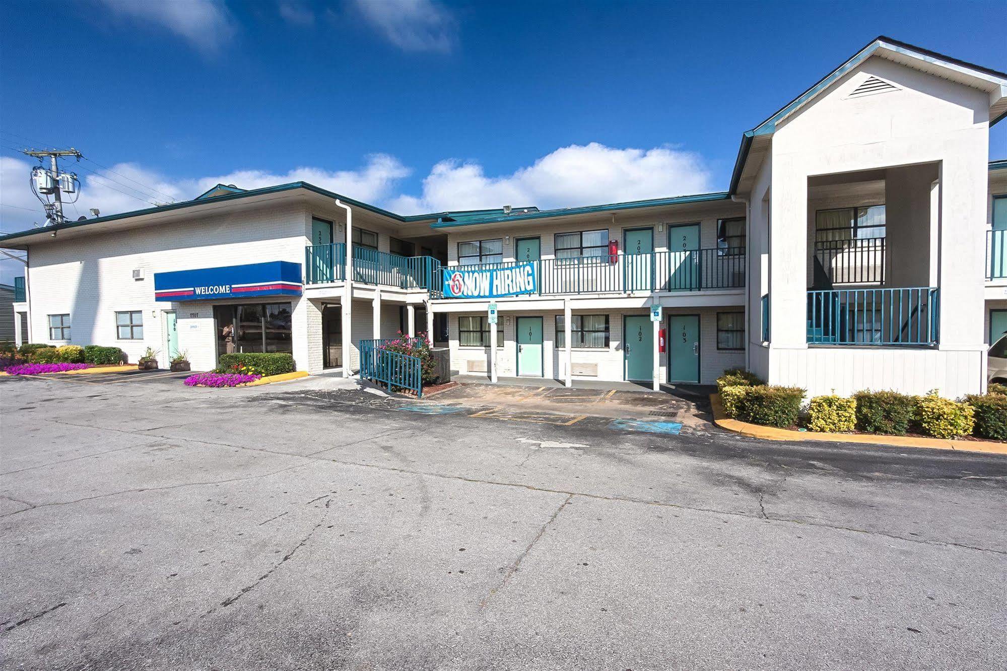 Motel 6 Chattanooga East エクステリア 写真