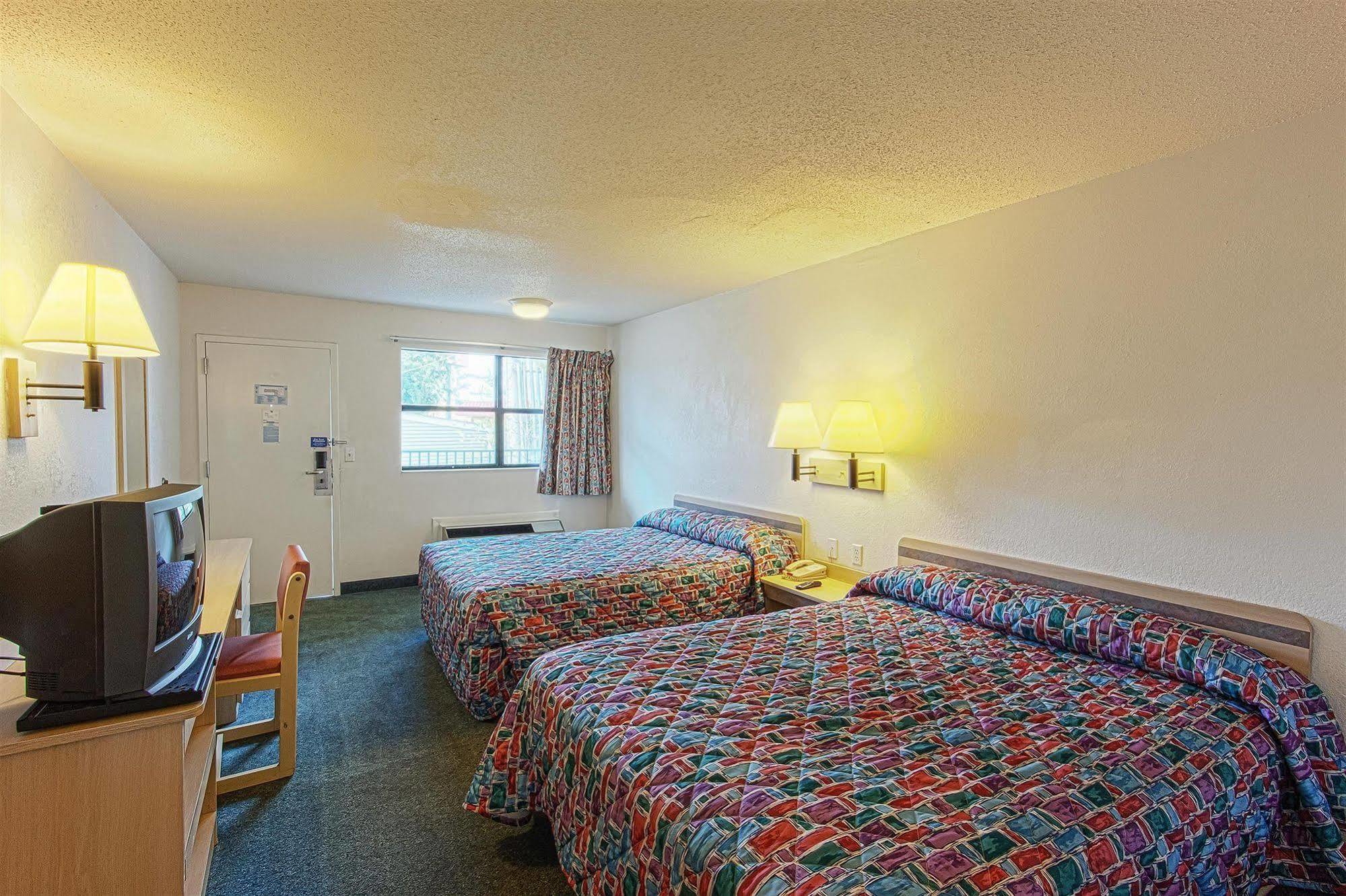 Motel 6 Chattanooga East エクステリア 写真